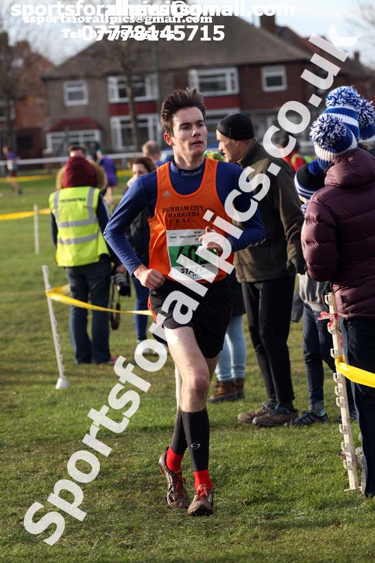 Mens under-20s North Eastern Cross Country, Redcar. Photo:  David T. Hewitson/Sports for All Pics